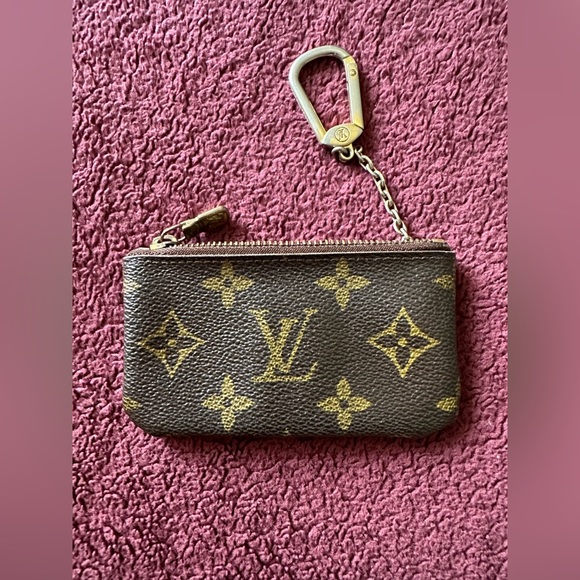 Authentic Louis Vuitton Key Pouch - Picture 6 of 6